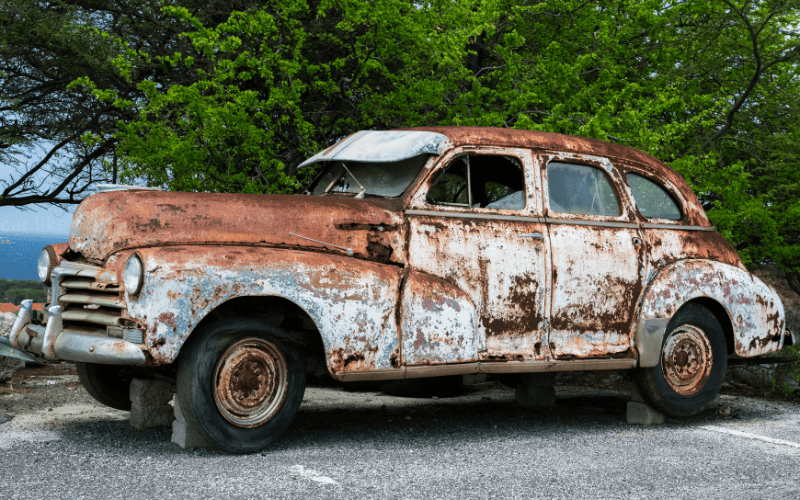 A rusty car.