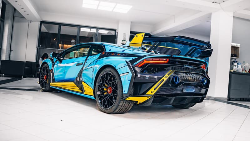 Custom wraps on Lamborghini huracán